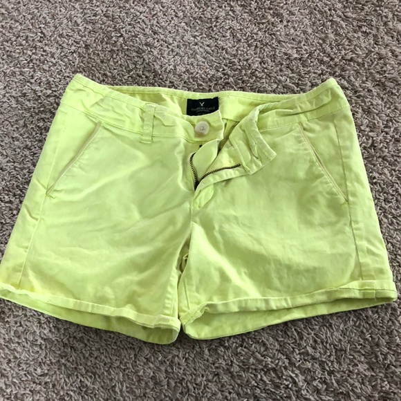 American Eagle Outfitters Pants - Women’s AE Midi Stretch Shorts.